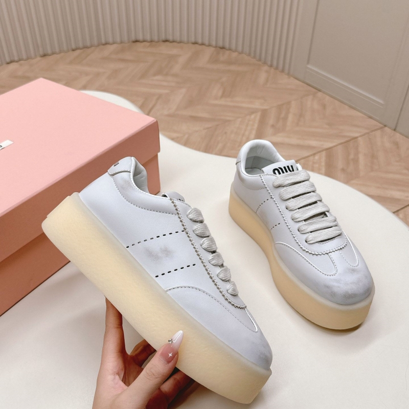 Miu Miu Casual Shoes